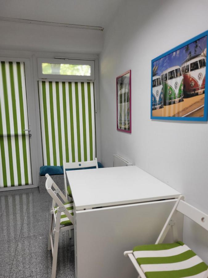 Budget Studio Near Prater Bécs Kültér fotó